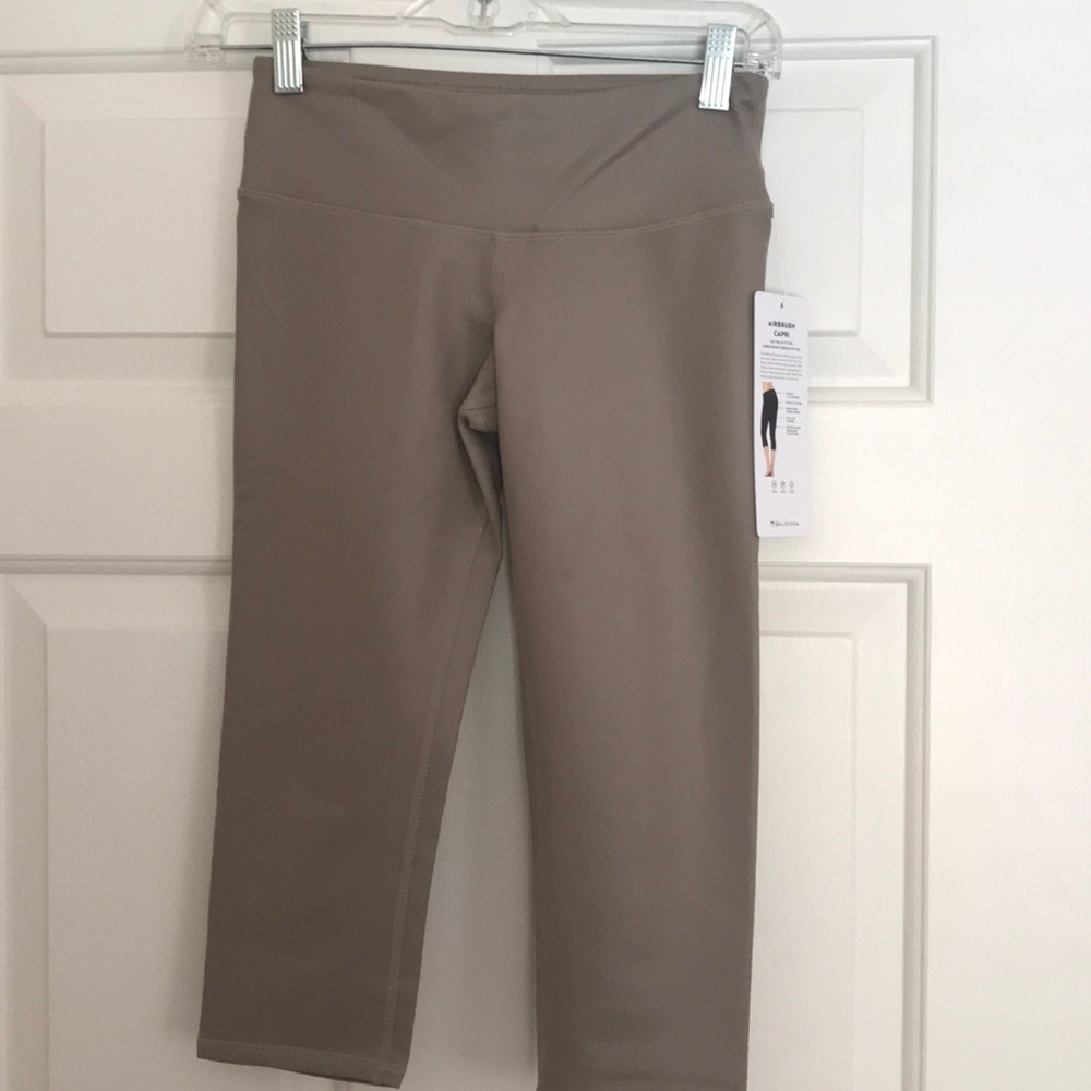 Workout capris Alo Yoga